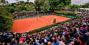 Sport Stratégies 833 ROLAND-GARROS JUNIOR SERIES BY RENAULT : ROLAND SANS FRONTIÈRES