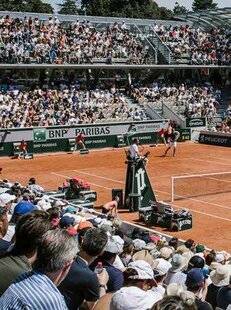 Sport Stratégies 833 BNP PARIBAS OU LA PASSION DE ROLAND 365 JOURS PAR AN