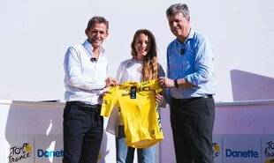 Sport Stratégies 846 TOUT LE TOUR SE LÈVE POUR DANETTE !