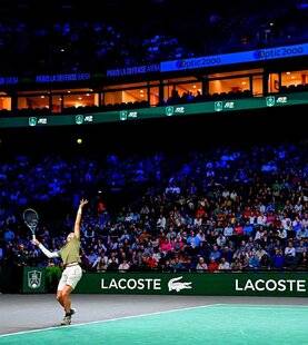 Sport Stratégies 850 VIBRE PLUS GRAND À PARIS LA DEFENSE ARENA