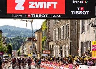 Sport Stratégies 851 POURQUOI CE NAMING FONCTIONNE ? 4 LEVIERS DE VALEUR EXPLIQUENT EN PARTIE LE SUCCÈS DE CE NAMING SUR LE TOUR FÉMININ