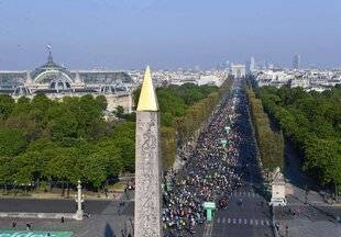 Sport Stratégies 862 LE SCHNEIDER ELECTRIC MARATHON DE PARIS ENTRE CONTINUITÉ ET NOUVEAUX ENJEUX