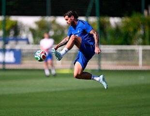 Sport Stratégies 867 MONDIAL 2026 : DISPOSITIFS MAJUSCULES POUR LES PARTENAIRES MAJEURS DES BLEUS