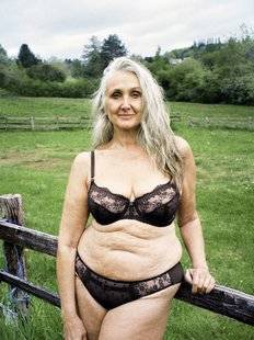 Entre Nous 6 « À 62 ans, j'ai posé en lingerie et je veux changer le regard sur les femmes de mon âge »