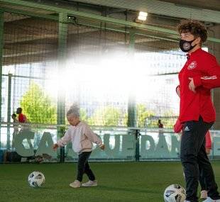 Entre Nous 6 « J'ai créé l'association Graines de Footballeuses pour émanciper les jeunes filles via le foot »