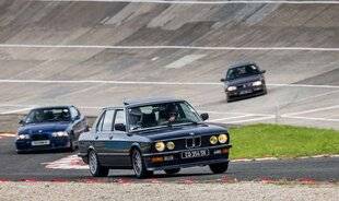 Auto Plus Youngtimers 18 DU SPECTACLE EN PISTE