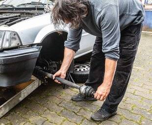 Auto Plus Youngtimers 18 Comment remplacer un cardan
