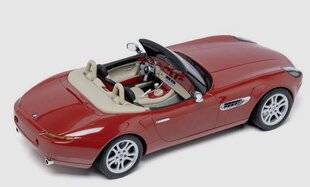 Auto Plus Youngtimers 21 La BMW Z8 Roadster de Minichamps