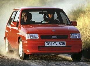 Auto Plus Youngtimers 21 Craquez pour les bonnes affaires du moment
