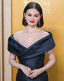 Closer 1039 Le beauty look de Selena Gomez
