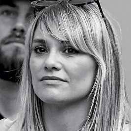 Closer 1044 JOY ESTHER ET ANDREA CONDORELLI
