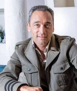 Closer 1044 Jean-Baptiste Guégan “ Je n'ai jamais rencontré Johnny, mais un de ses amis m'a dit qu'il m'aurait adoré ”