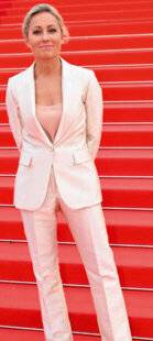 Closer 1045 Ecartée du JT, elle rejoint le groupe M6