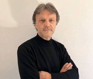 Closer 1045 GILLES REIX “ Technicien en identification criminelle, j'ai travaillé sur de célèbres affaires ”