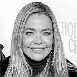 Closer 1048 DENISE RICHARDS ET AARON PHYPERS