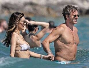 Closer 1049 L'amour en mer