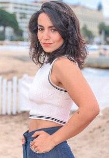 Closer 1049 L’actrice engagée qui se projette grand reporter