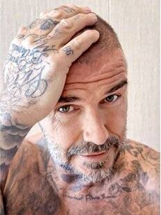 Closer 1050 David Beckham se troue, Victoria se moque et la Toile se poile !