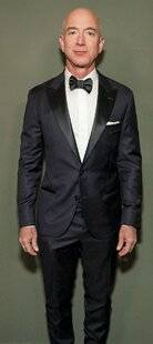 Closer 1050 Jeff Bezos