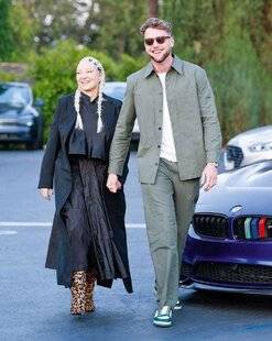 Closer 1050 Elle aurait retrouvé l'amour avec une star de téléréalité