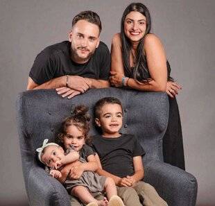 Closer 1052 FARHA ET TOMY “ Notre cagnotte solidaire pour lutter contre la maladie de Sanfilippo a atteint plus de 1,2 million d'euros ”