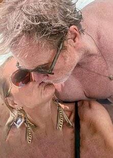 Closer 1052 SEX ON THE BEACH