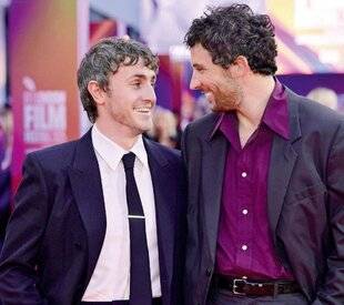 Closer 1063 Les yeux dans les yeux. ..