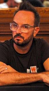 Closer 1063 Accusé de comportements déplacés