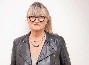 Closer 1063 Elle serait métamorphosée par sa vie en Corse