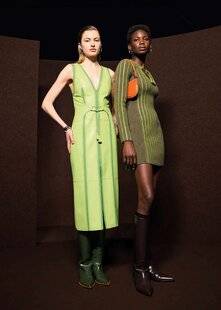 Closer 1063 EN GRANDES pompes