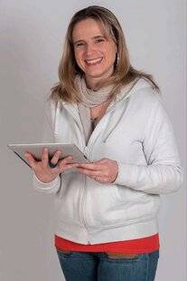 Closer 1064 NATHALIE “ J'ai fait condamner mes employeurs pour discrimination à la grossesse ”