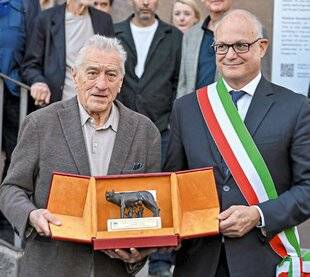 Closer 1066 Rital attraction