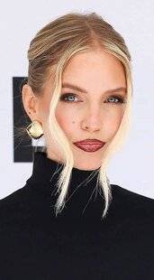 Closer 1066 LE RETOUR des Frosted Lips