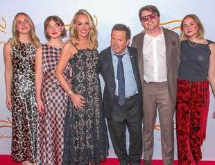 Closer 1067 Michael J. Force en famille