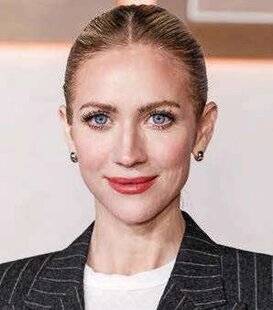 Closer 1067 BRITTANY SNOW ET HUNTER MORENO