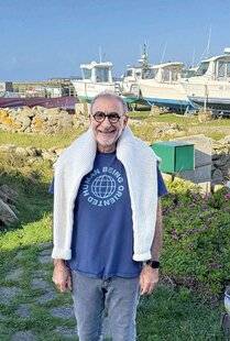 Closer 1067 BERNARD : “Je suis devenu médecin à 67 ans. Il n'est jamais trop tard pour se reconvertir”