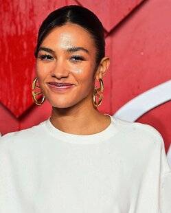 Closer 1068 La nouvelle princesse de la soul est très douée en amour...