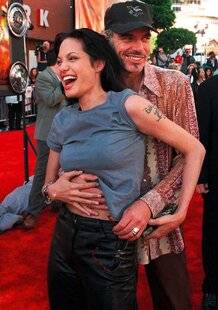 Closer 1068 La romance “ sanglante ” des amants terribles de Hollywood