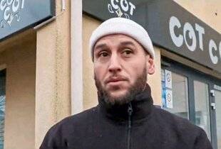 Closer 1073 Il sauve une mère et ses enfant d'un incendie et devient le héros de sa ville