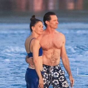 Closer 1074 AVEC SUTTON, tout baigne !