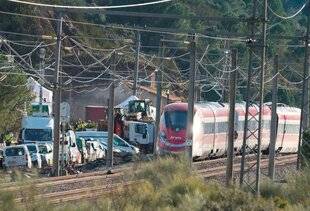 Closer 1076 Deuil national en Espagne après l'accident entre deux trains