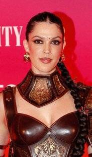 Closer 1076 IRIS MITTENAERE