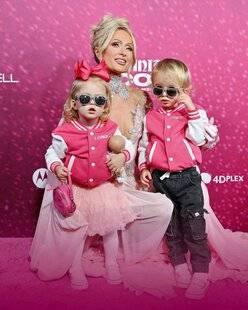 Closer 1077 Bar… babies