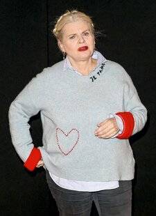 Closer 1077 Isabelle Nanty “J'AURAIS DÛ MOURIR de ma fracture des cervicales”