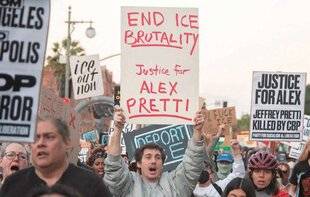 Closer 1077 La mort d'un infirmier par la police de l'immigration embrase les Etats-Unis