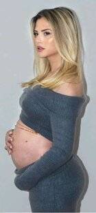 Closer 1080 Enceinte de son premier enfant