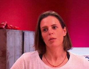 Closer 1081 Le cœur au fond de la piscine