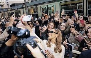 Closer 1082 Foule sentimentale