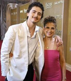 Closer 1082 Fils à maman