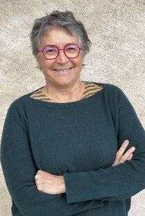 Closer 1082 CATHERINE “Vétérinaire bénévole, je soigne les animaux des personnes en situation précaire”